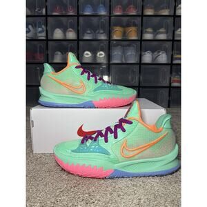 Nike Sue Bird x Kyrie Low 4 Keep Sue Fresh Sneakers CW3985-300 Men's Sz 10.5